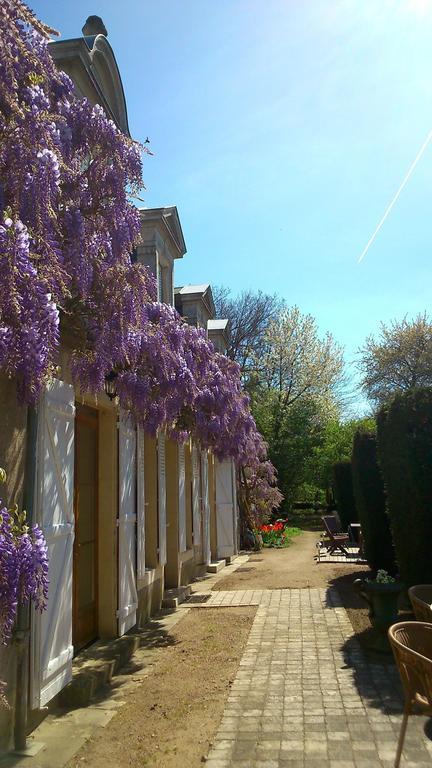 Hotel La Croix De Vernuche Varennes-Vauzelles Buitenkant foto
