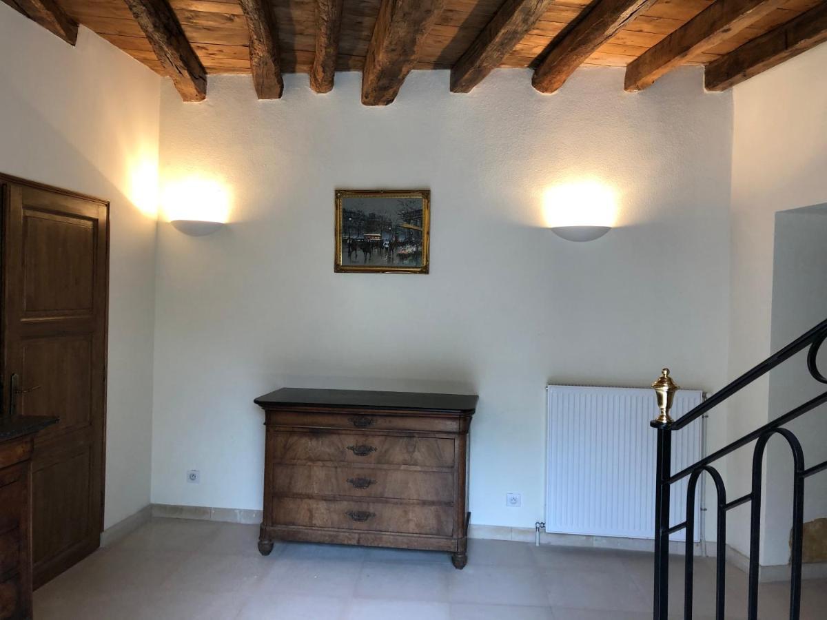 Hotel La Croix De Vernuche Varennes-Vauzelles Buitenkant foto